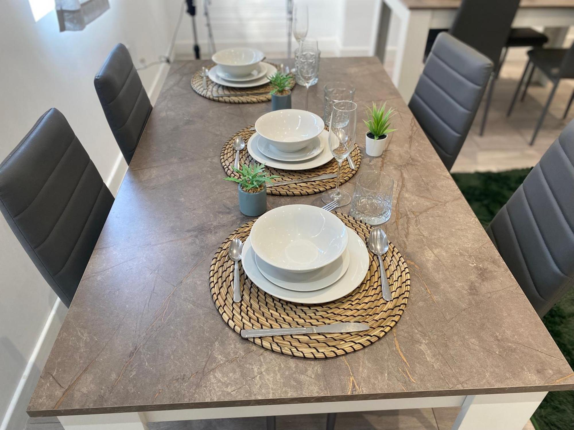 Stylish - Close To Centre, Anfield Stadium - Free Parking Litherland